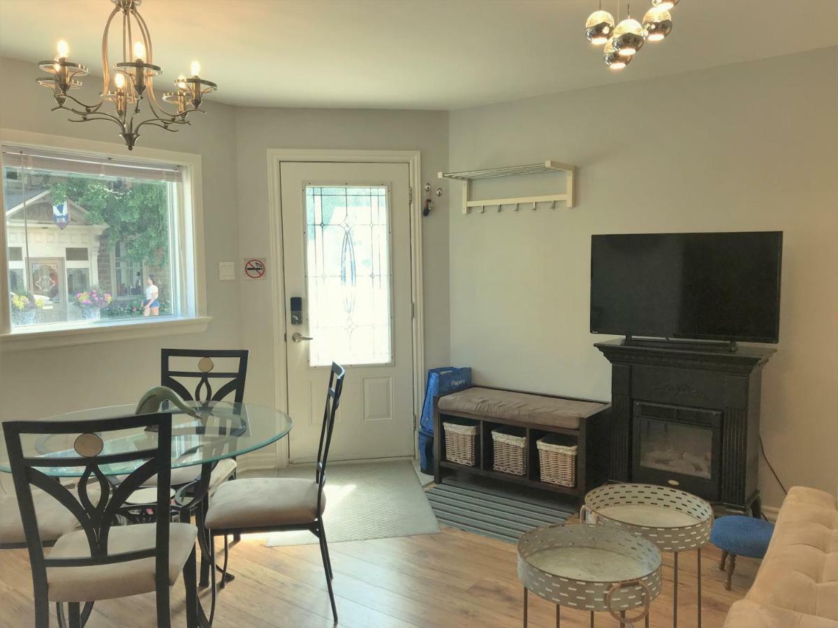 Carleton Place Downtown Bridge Street Two Bedroom Apartment Retreat Bagian luar foto